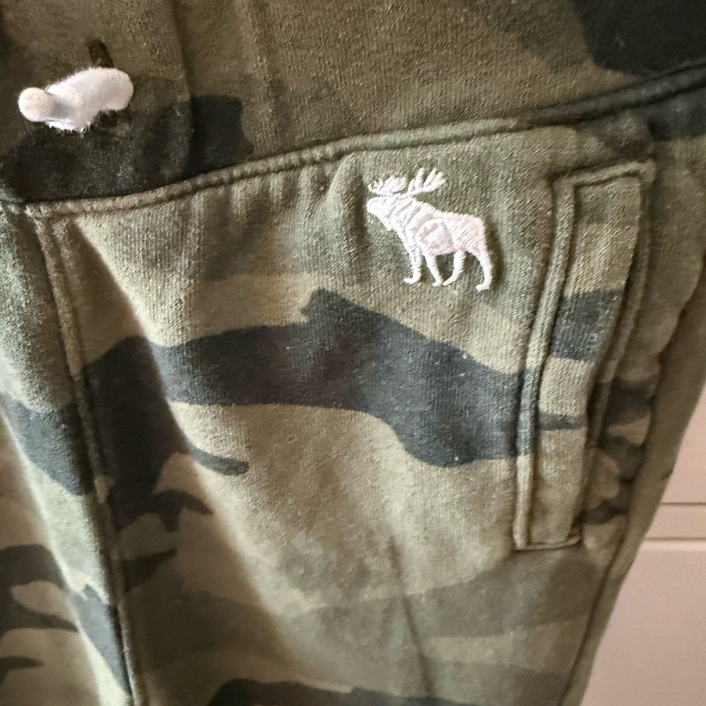 Abercrombie Kids Green Camouflage Joggers
